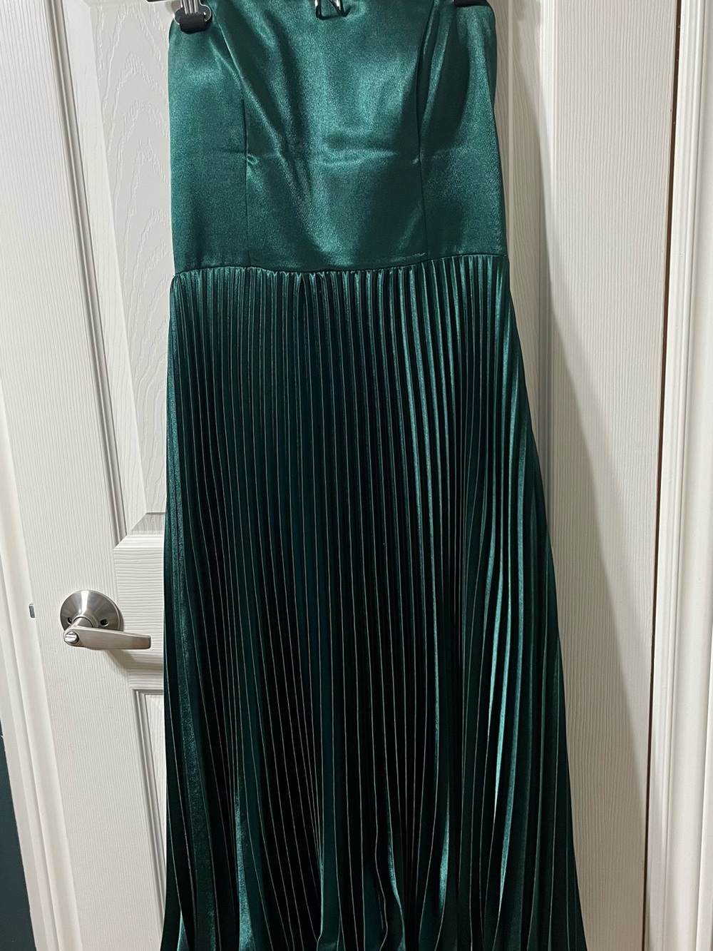 Emerald Green Satin Pleated Formal Dress